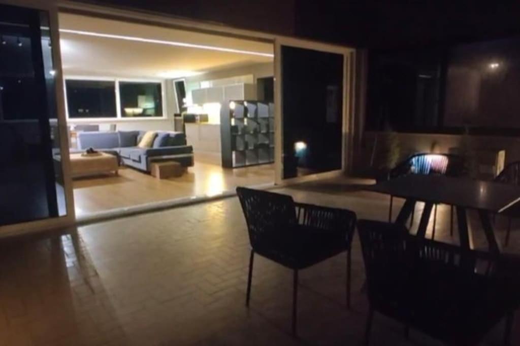 Luxury Loft By Boy Lägenhet Patras Exteriör bild